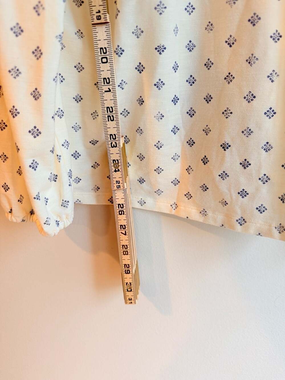 L.L.Bean Camden Hills Button Front Shirt Cream Indigo Print Size Large Regular - Picture 5 of 7
